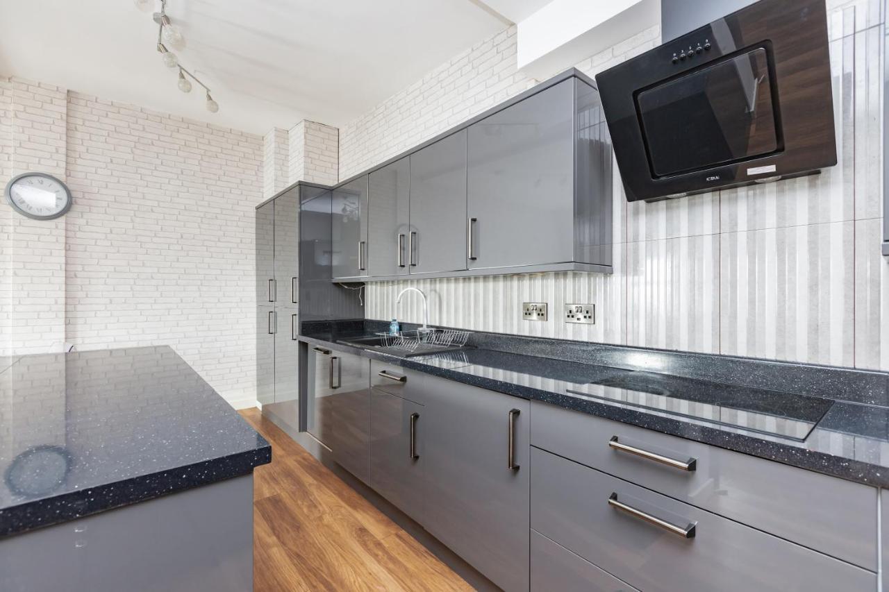Manhattan Heights Lägenhet Maidstone Exteriör bild