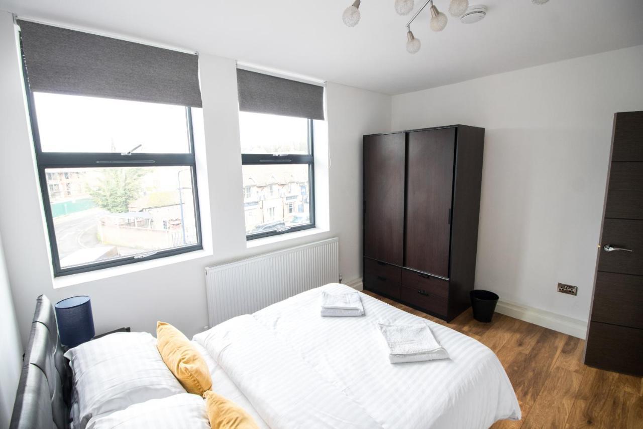 Manhattan Heights Lägenhet Maidstone Exteriör bild