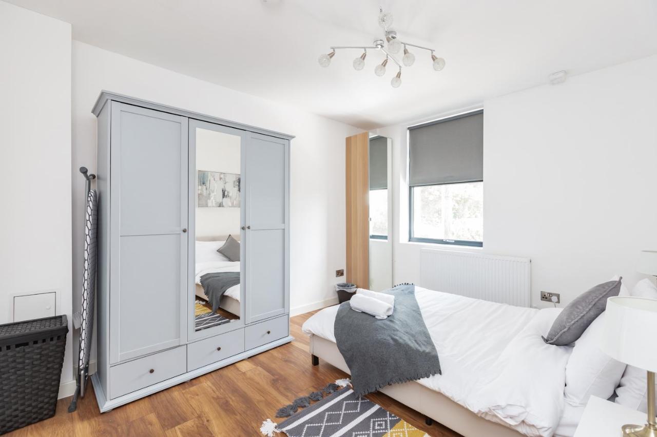 Manhattan Heights Lägenhet Maidstone Exteriör bild