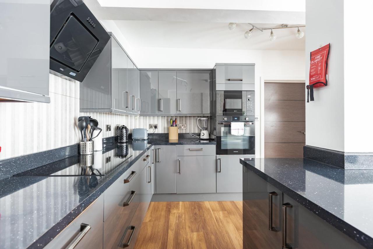 Manhattan Heights Lägenhet Maidstone Exteriör bild